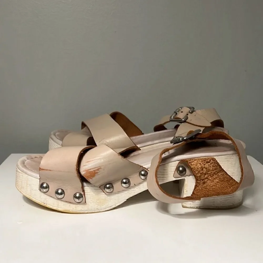 Sandro Rosi Women's Beige Studded Platform Heels Crossover  Sandals Size 39